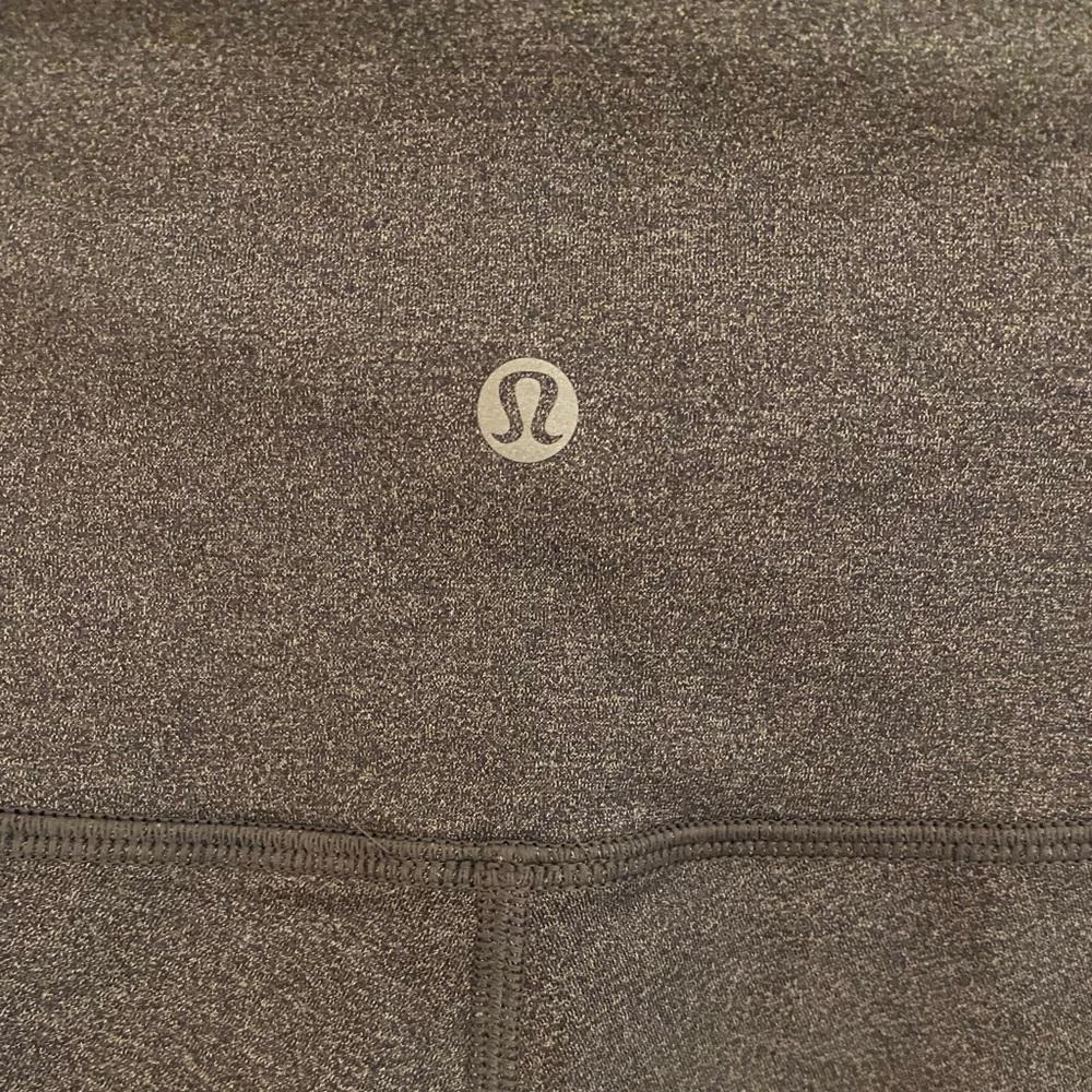 NWT Lululemon Wunder Under Crop 21”